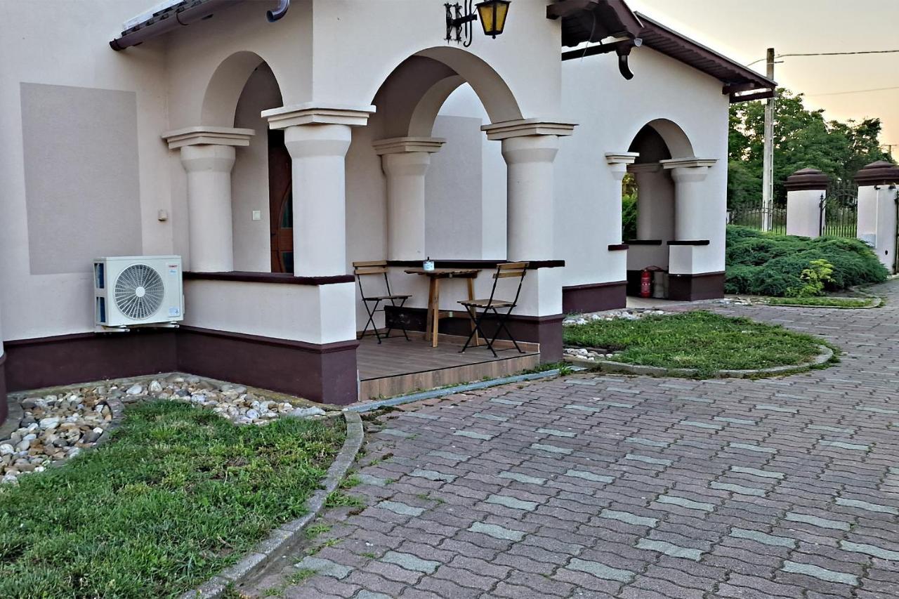 The Luxo Wine Museum Hotel Kaba Ngoại thất bức ảnh
